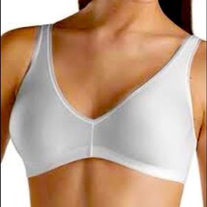 Hanro 34C white wireless unlined Smooth Touch Soft Cup bra
